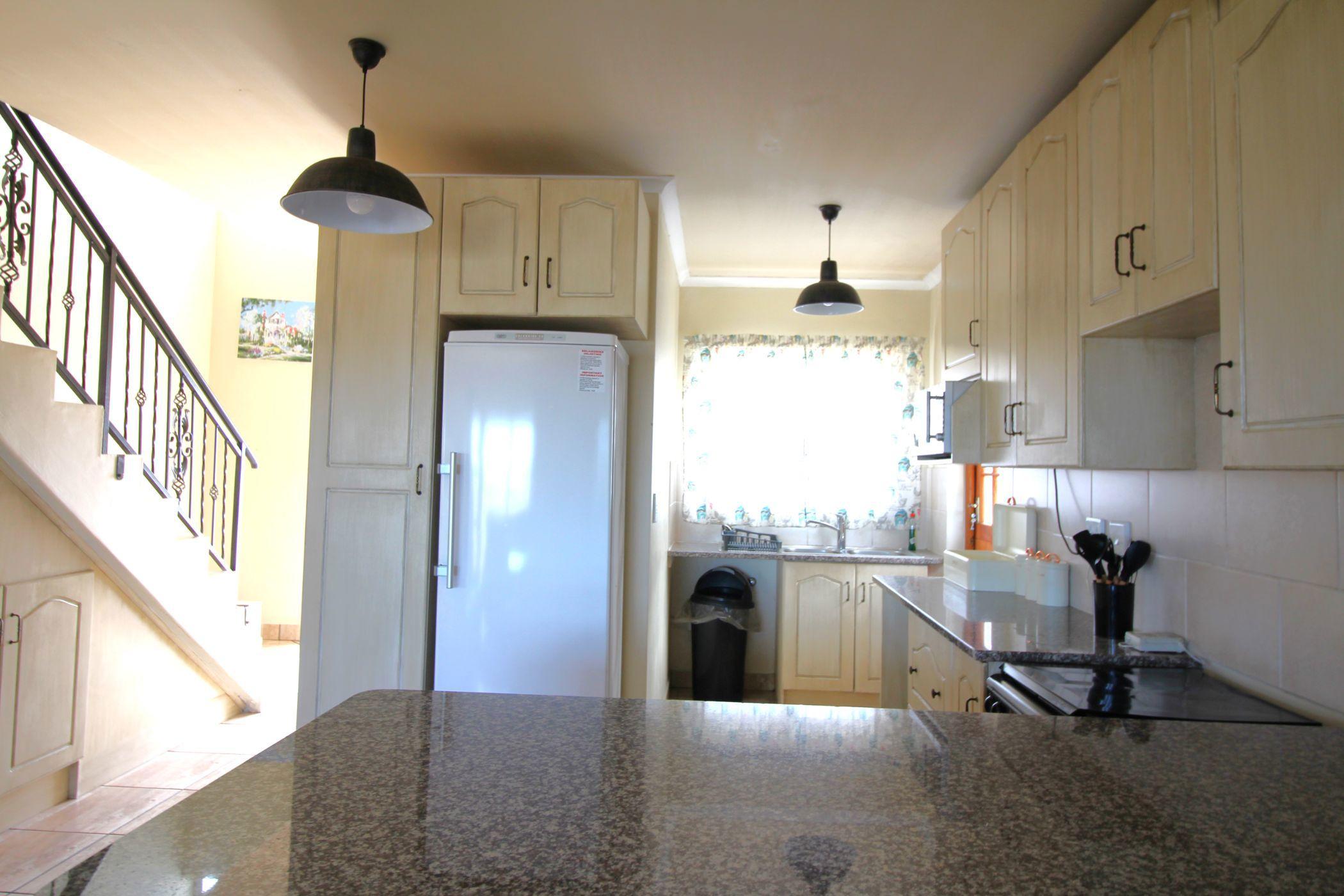 Image 5 of 6