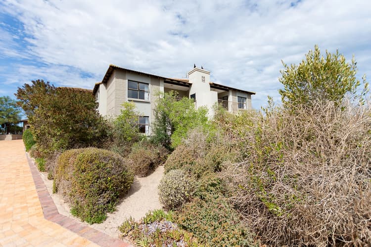 Main property image