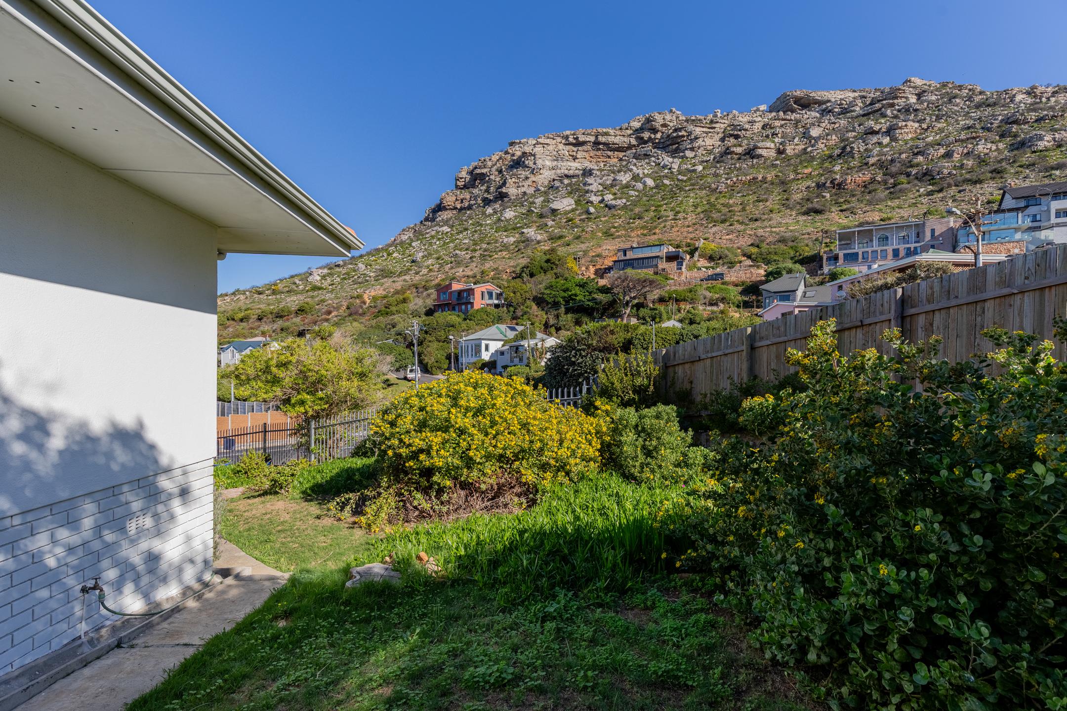 Image 5 of 6
