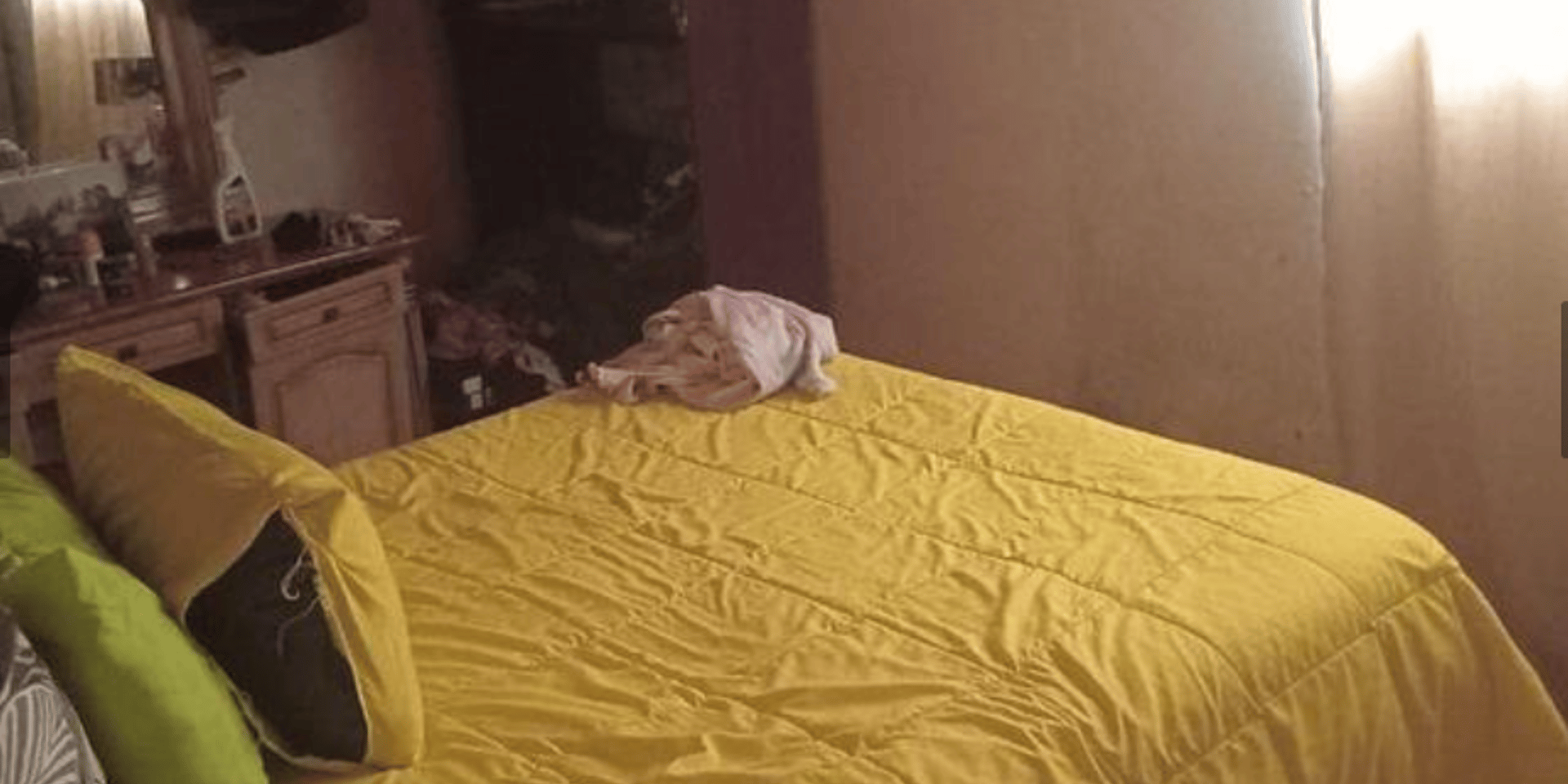 Image 4 of 6
