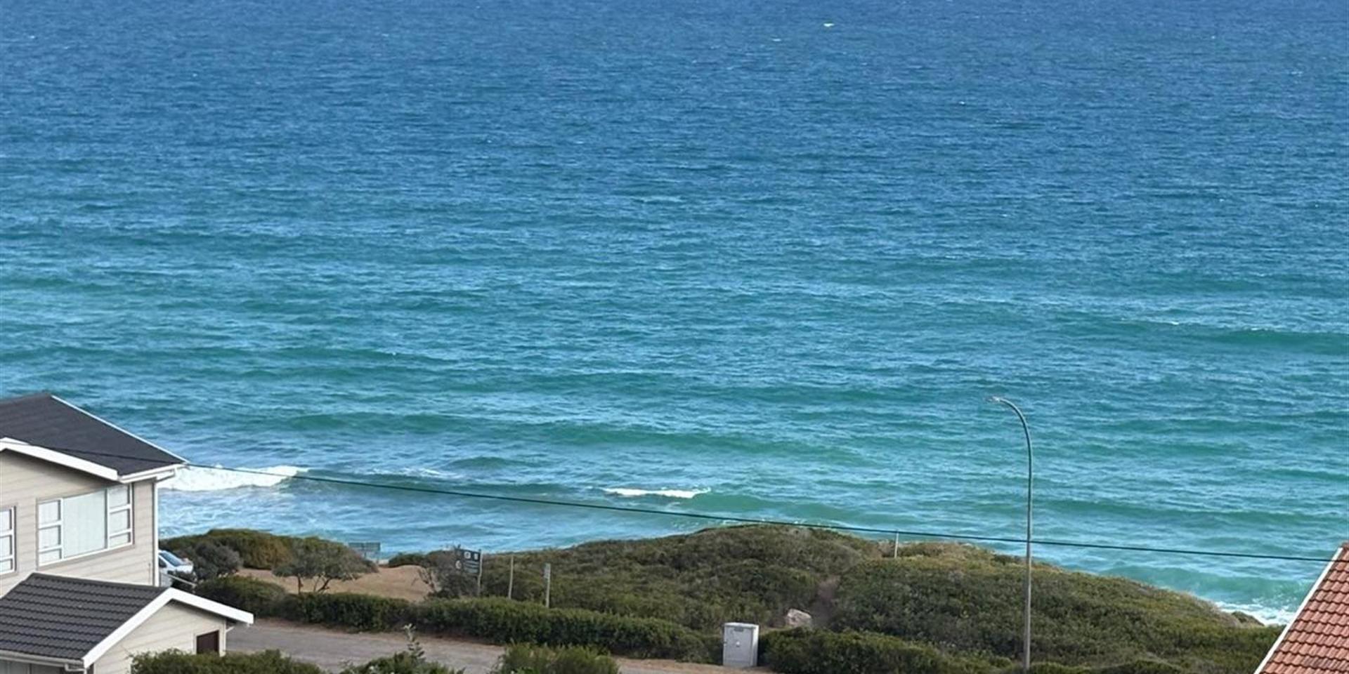 Image 4 of 6