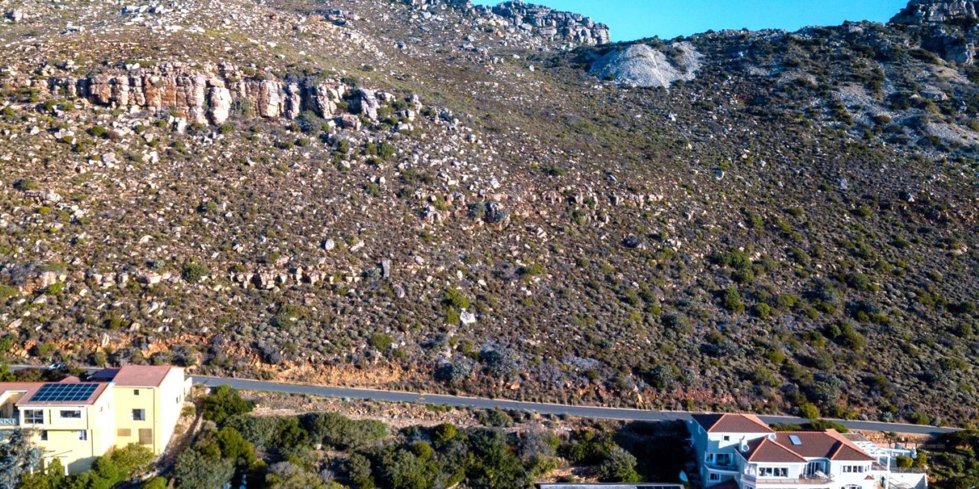 Image 3 of 6