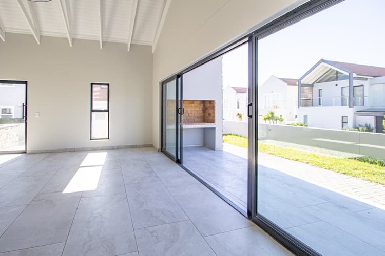 Main property image