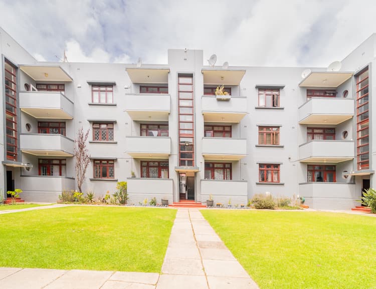 Main property image