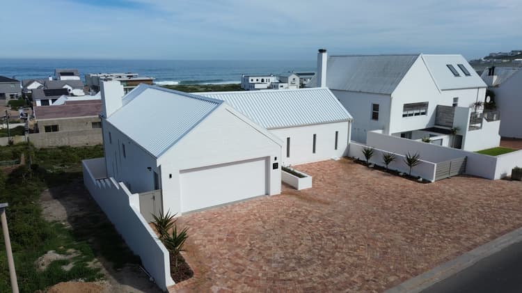 Main property image