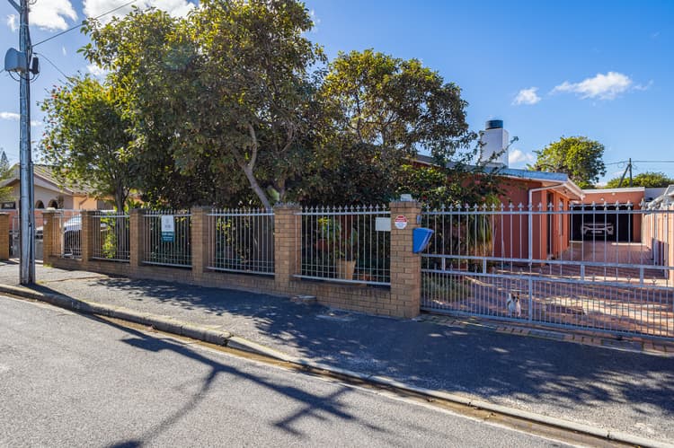 Main property image