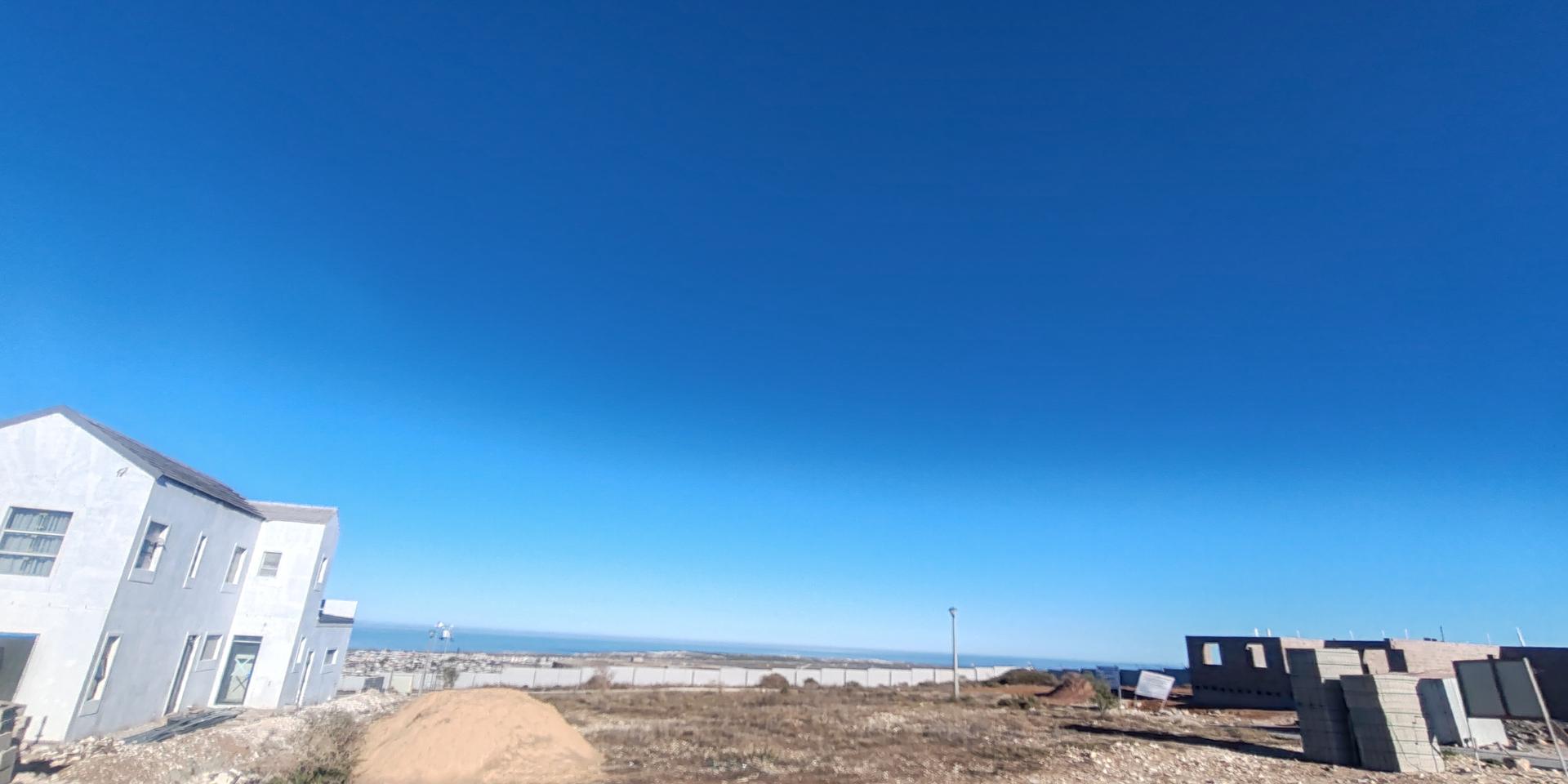 Image 4 of 6