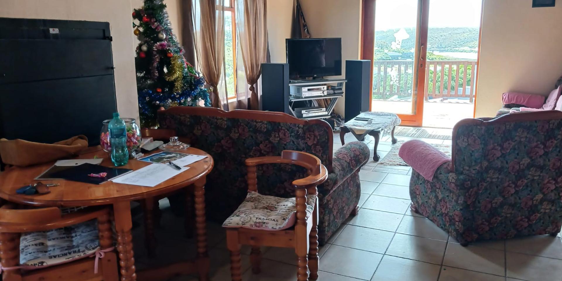 Image 3 of 6