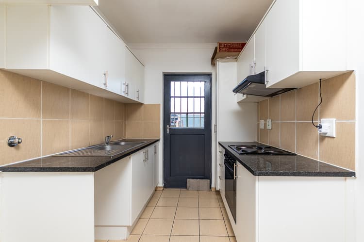 Main property image