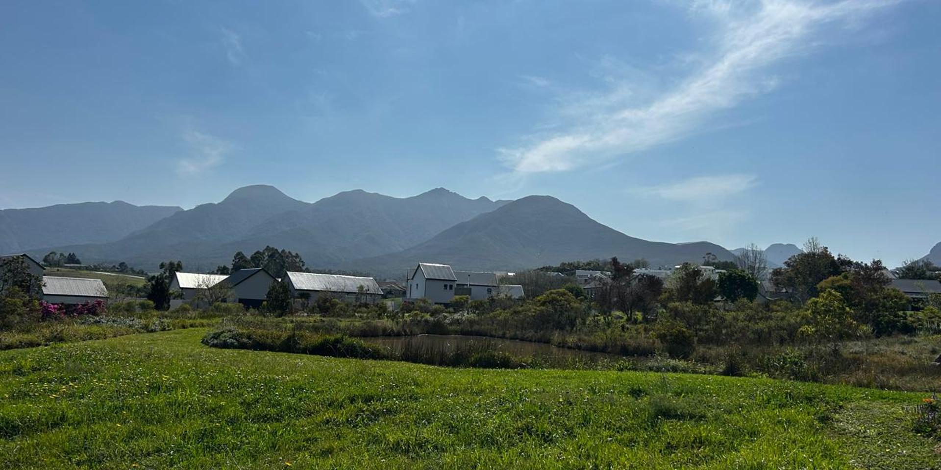 Image 2 of 6