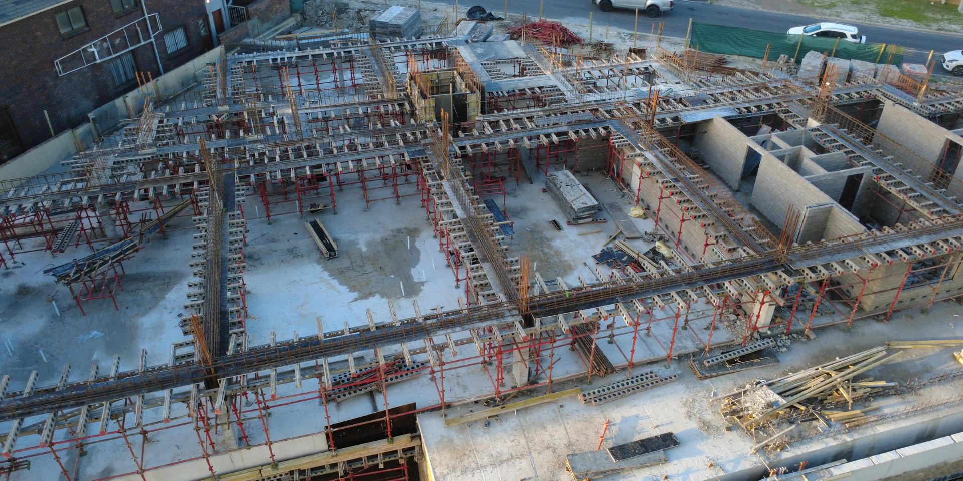Image 2 of 6