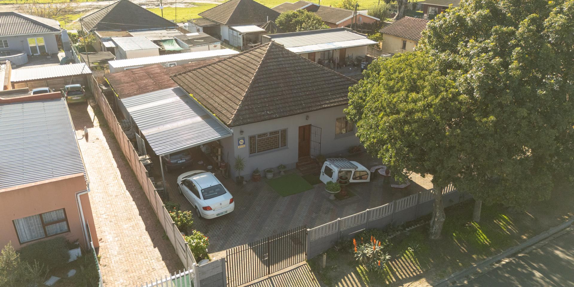 Image 1 of 6
