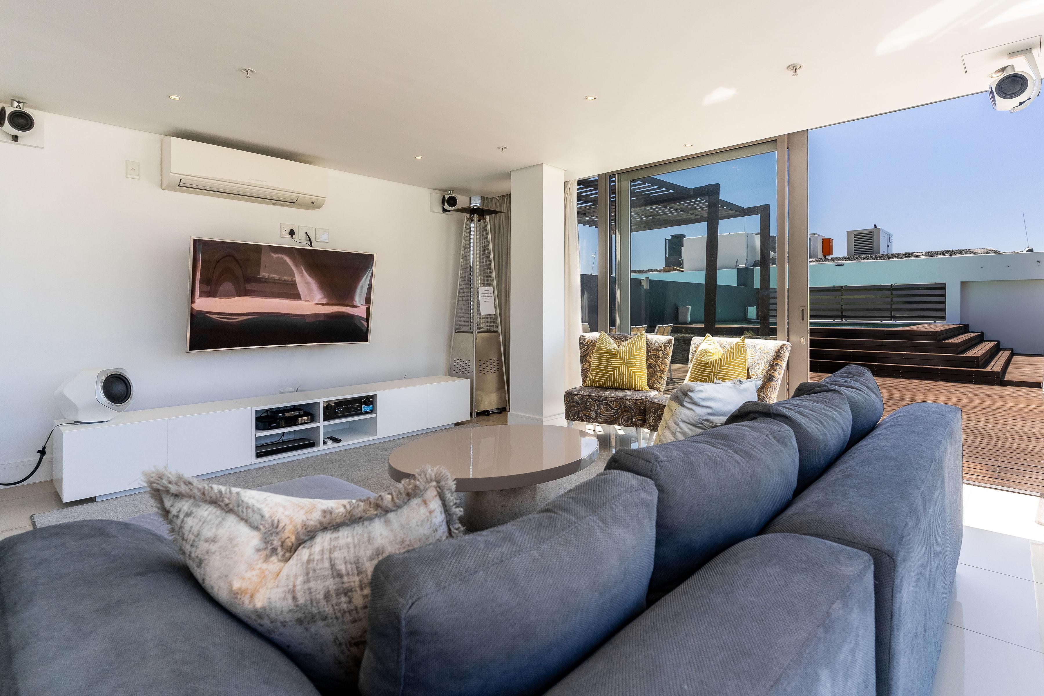Image 5 of 6