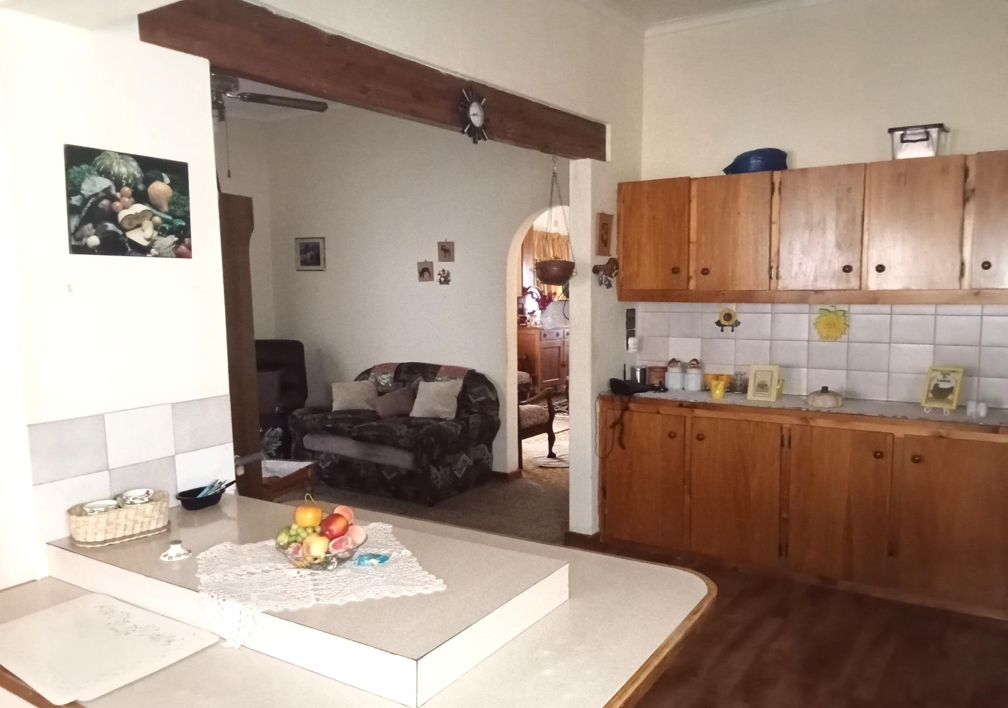 Image 4 of 6