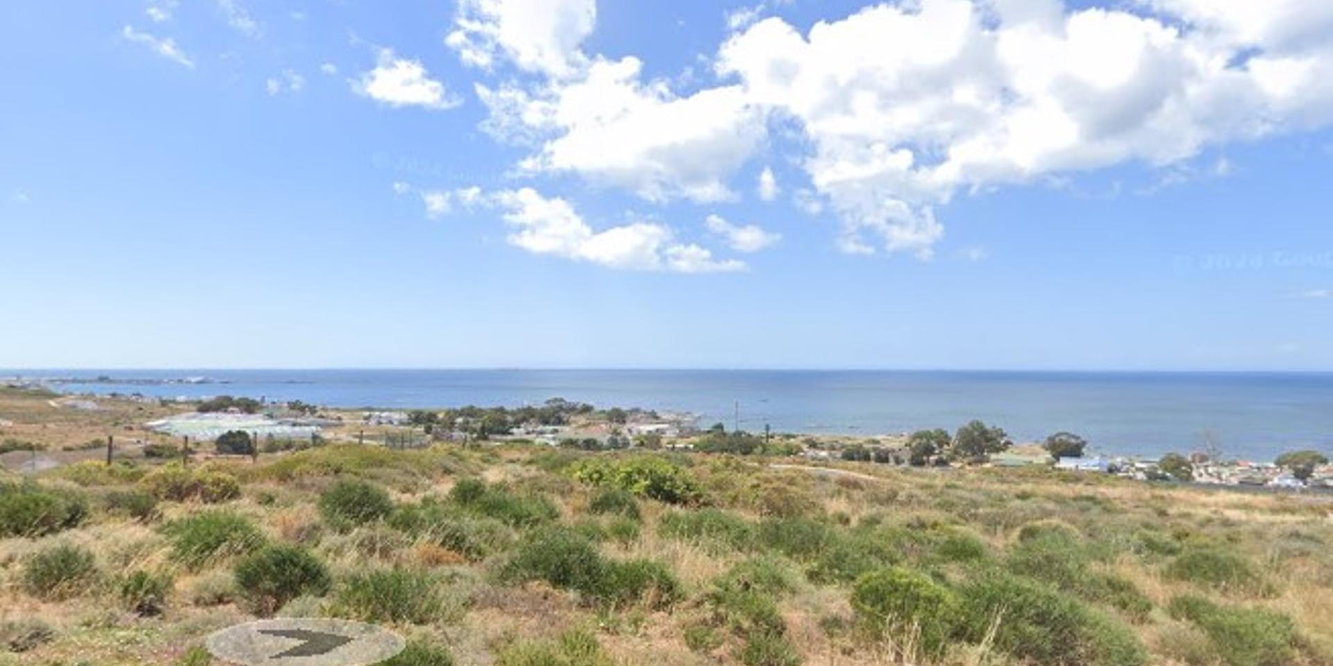 Image 3 of 6
