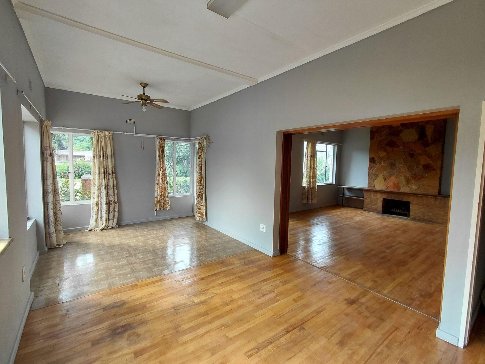 Image 4 of 6