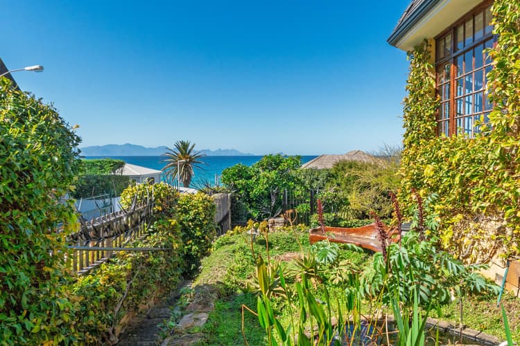 Main property image