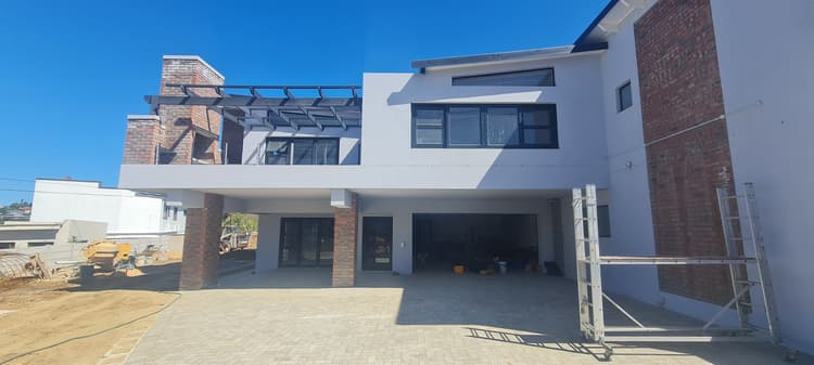 Main property image