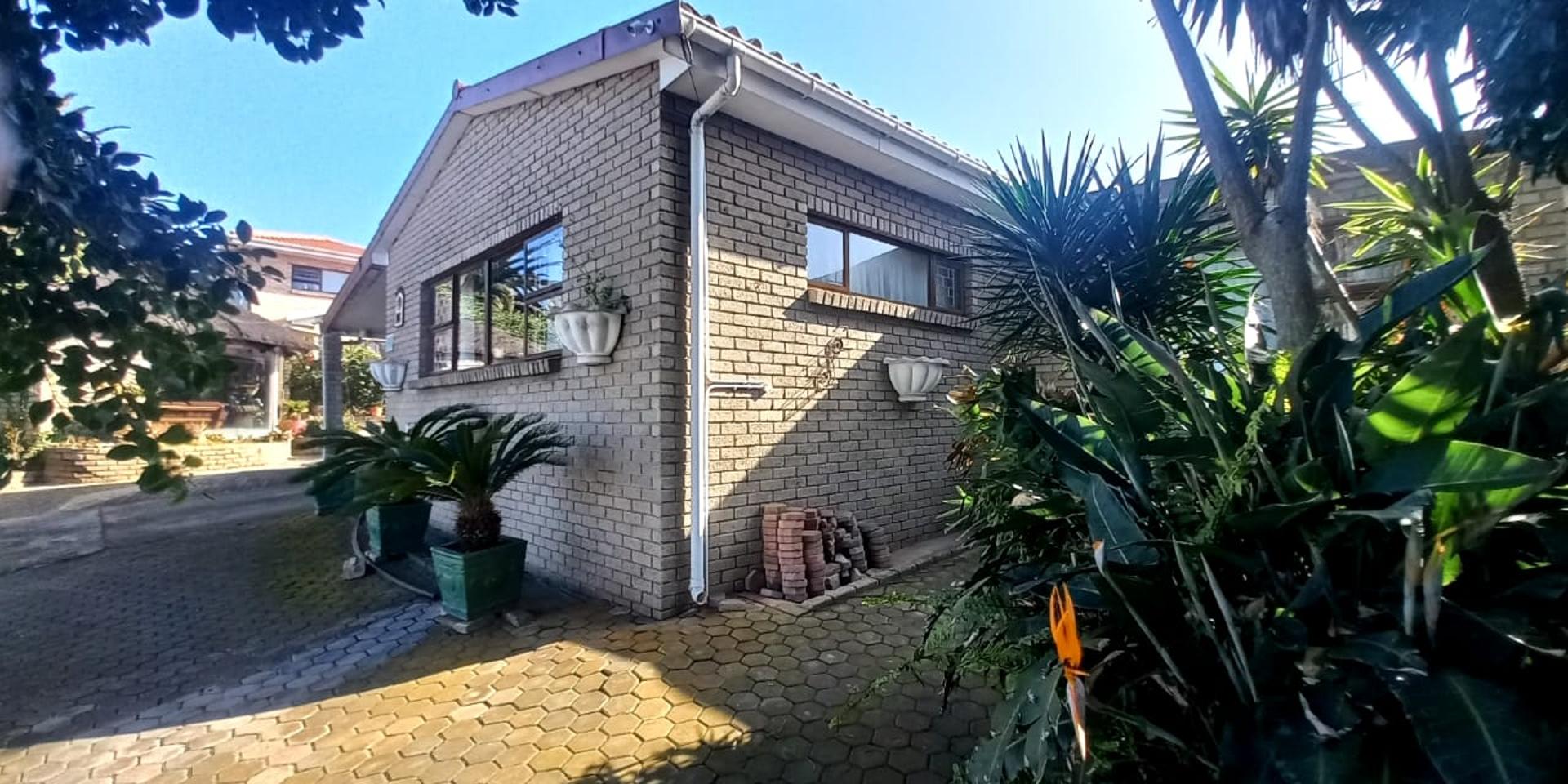 Image 2 of 6