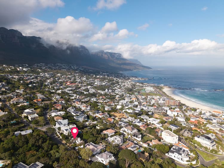Main property image