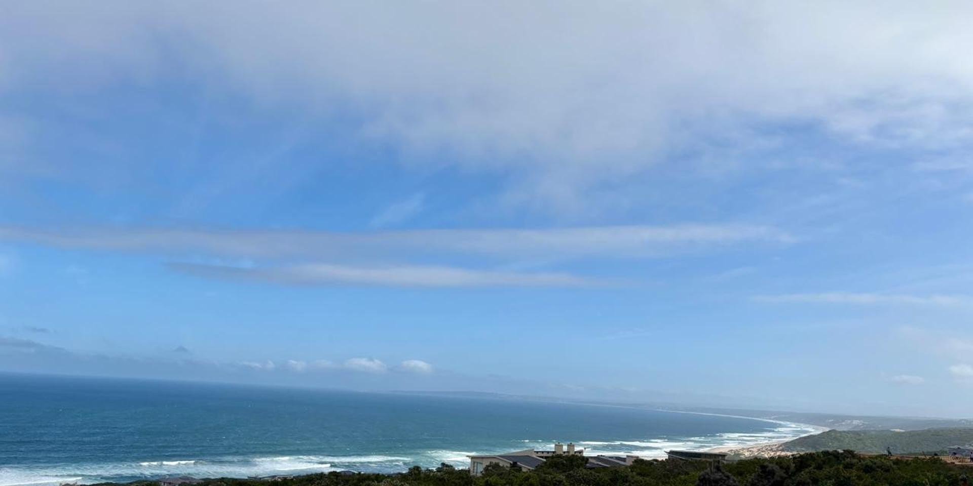 Image 2 of 6