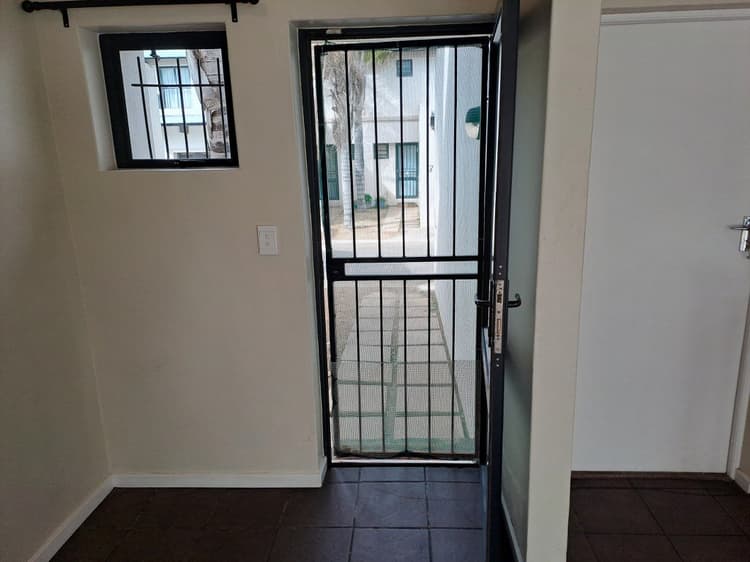 Main property image