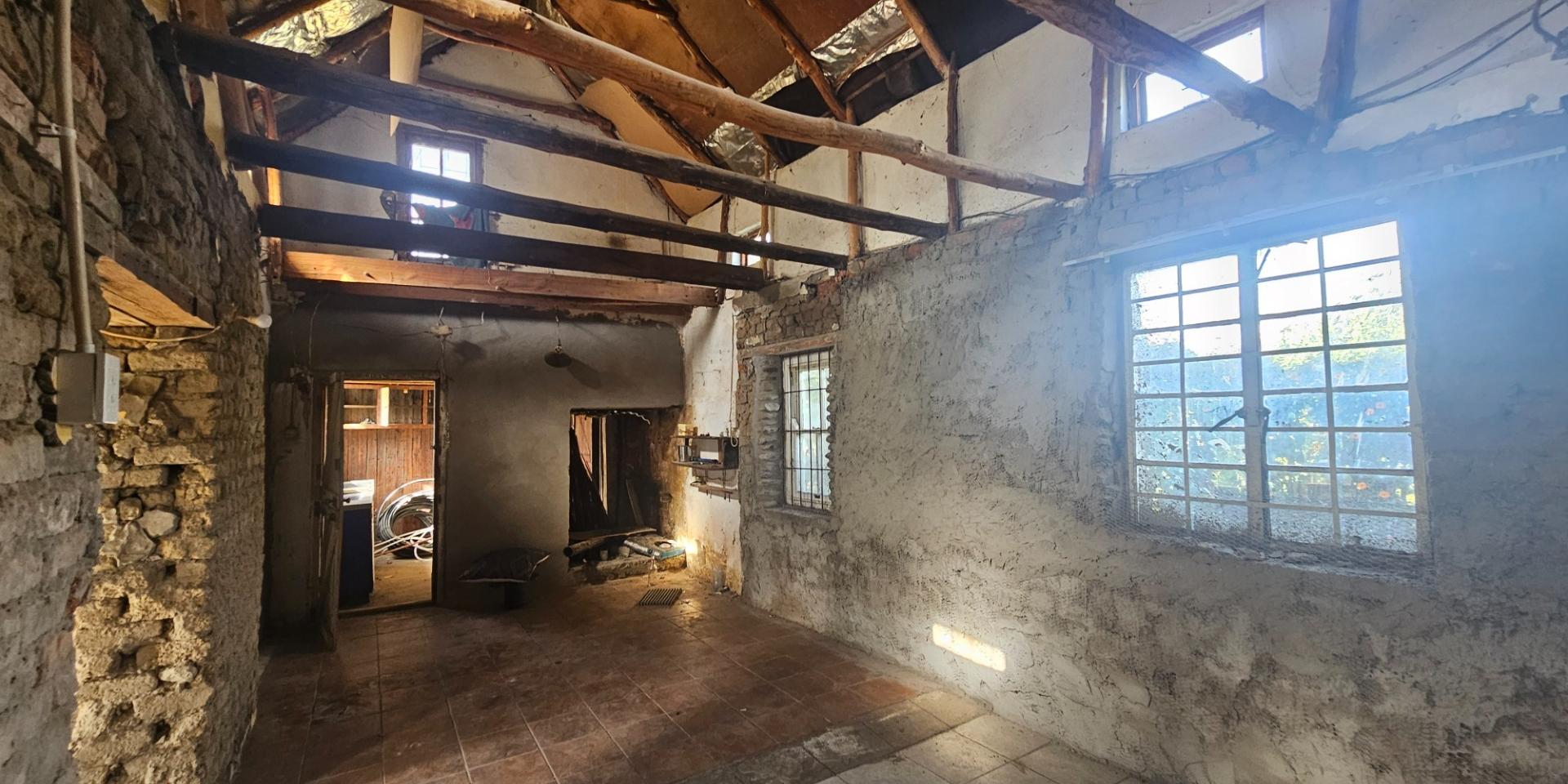 Image 2 of 6