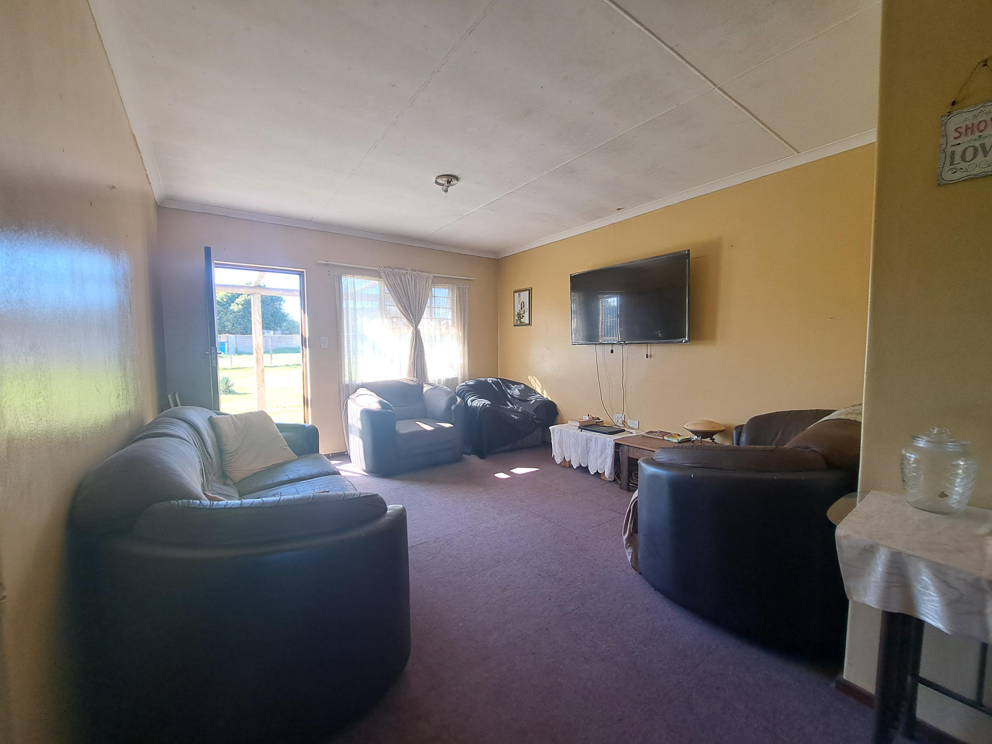 Image 5 of 6