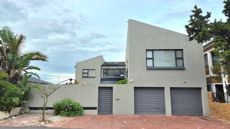 Main property image
