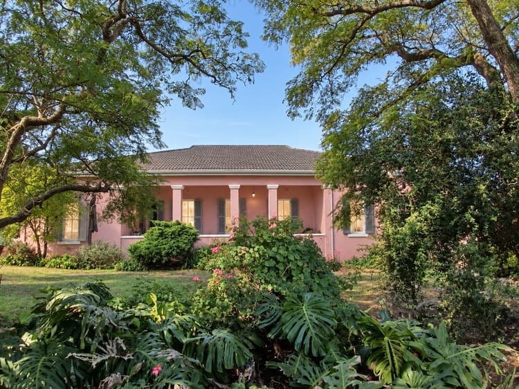 Main property image