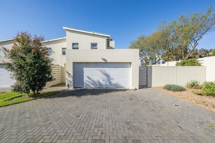 Main property image