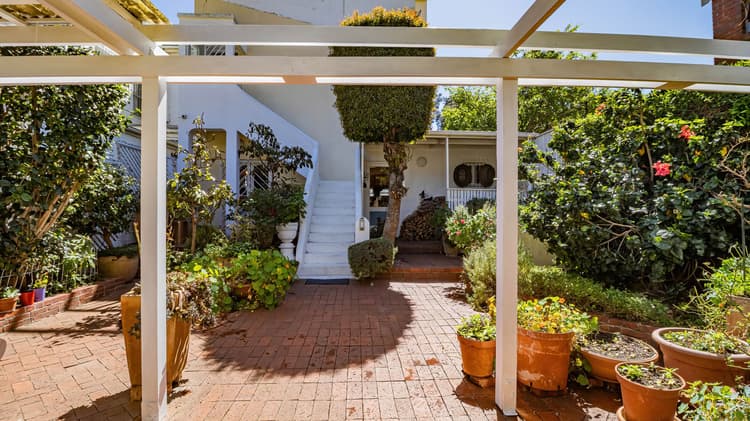 Main property image