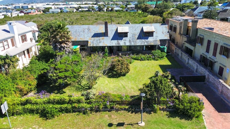 Main property image