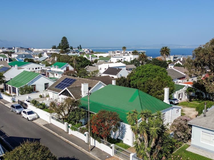 Main property image