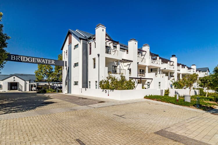 Main property image