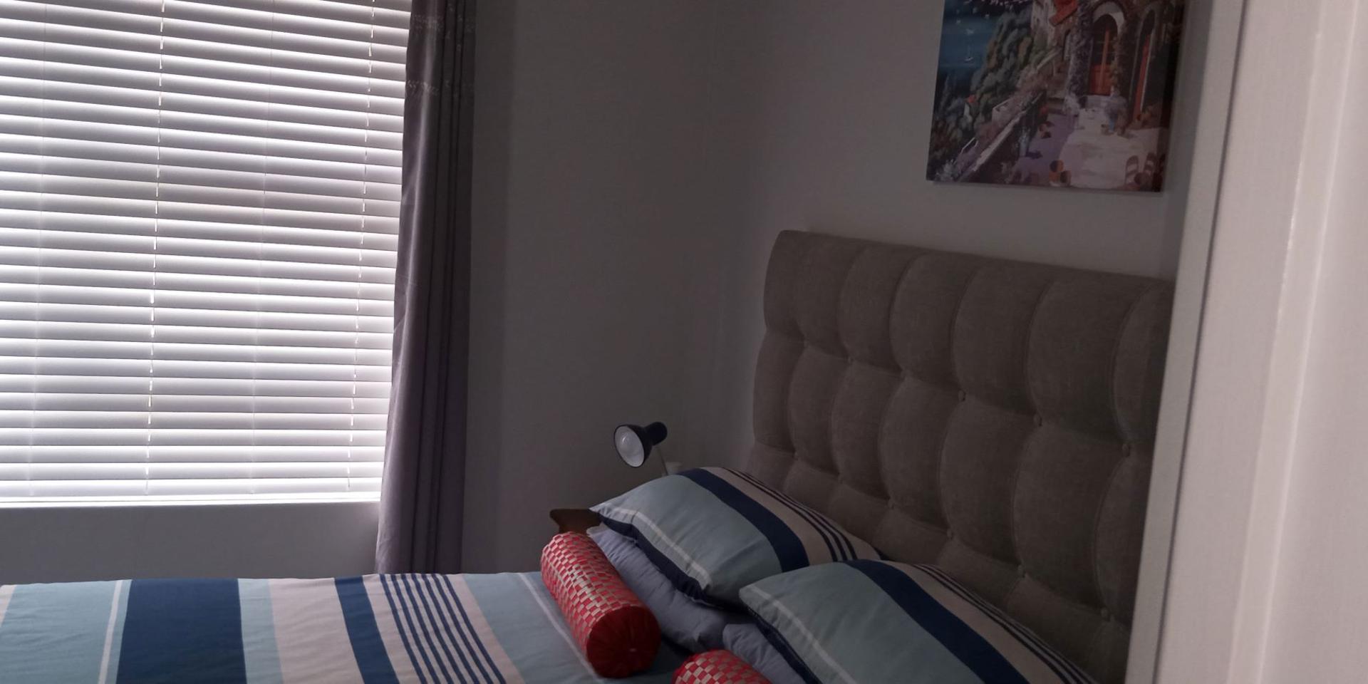 Image 3 of 6