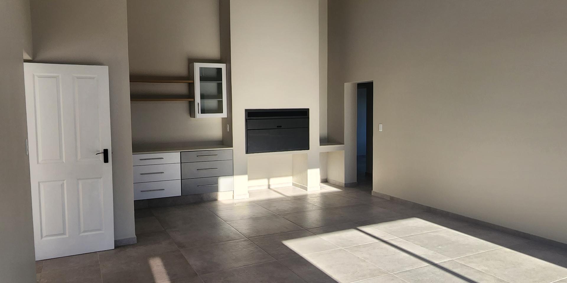Image 3 of 6