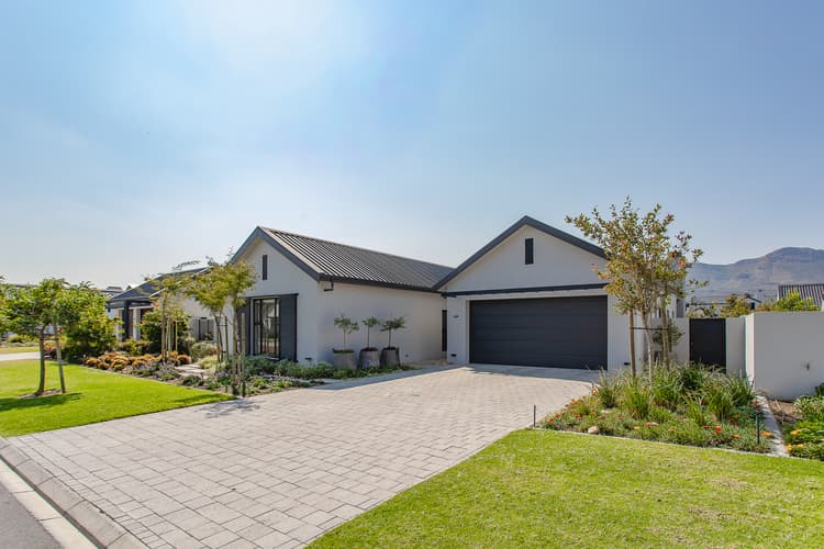 Main property image