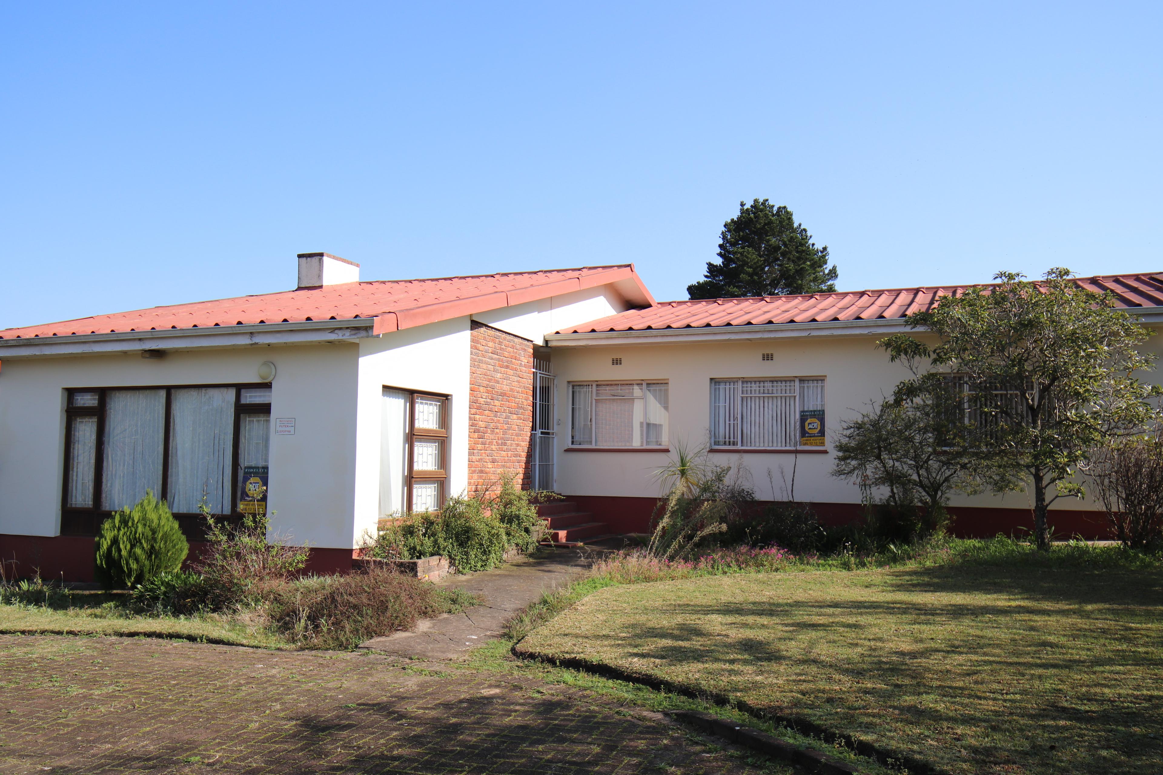 Image 2 of 6