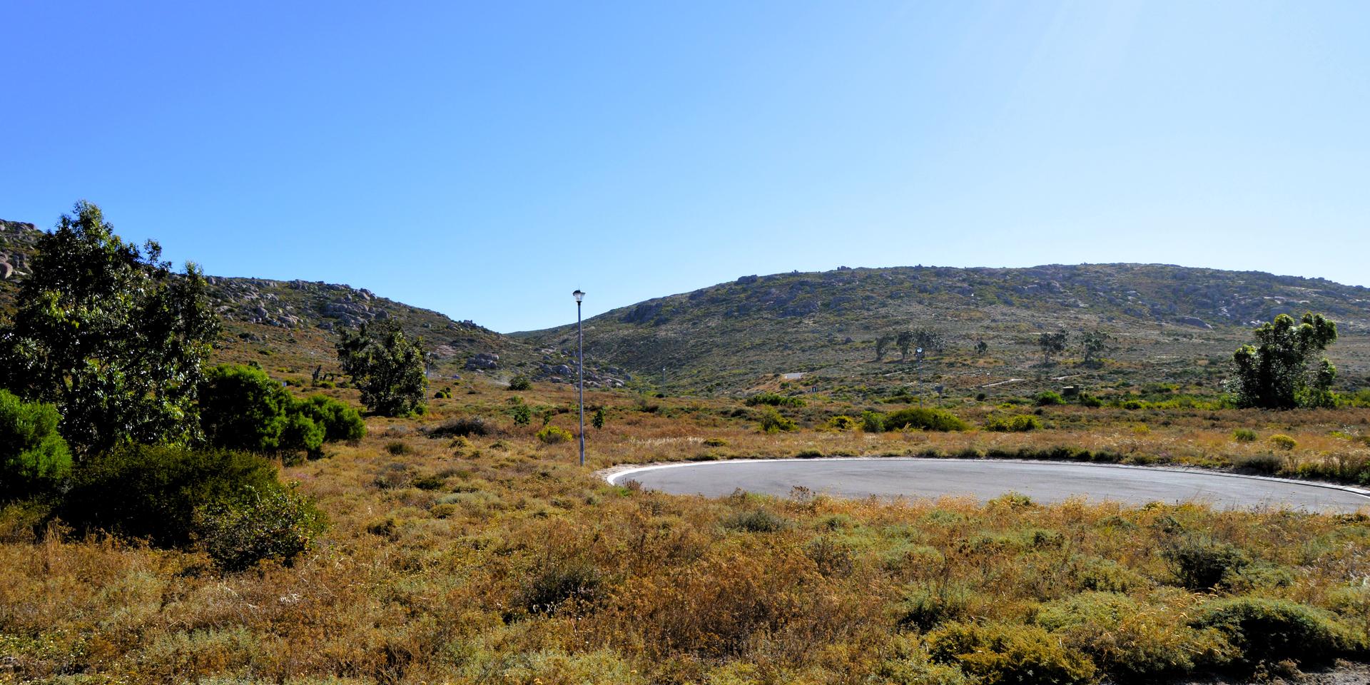 Image 3 of 6