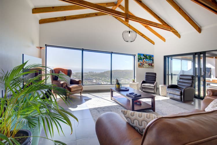 Main property image