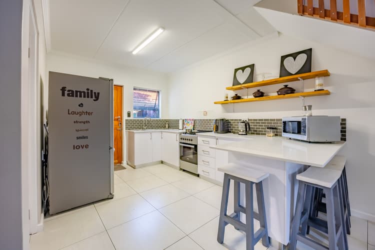 Main property image