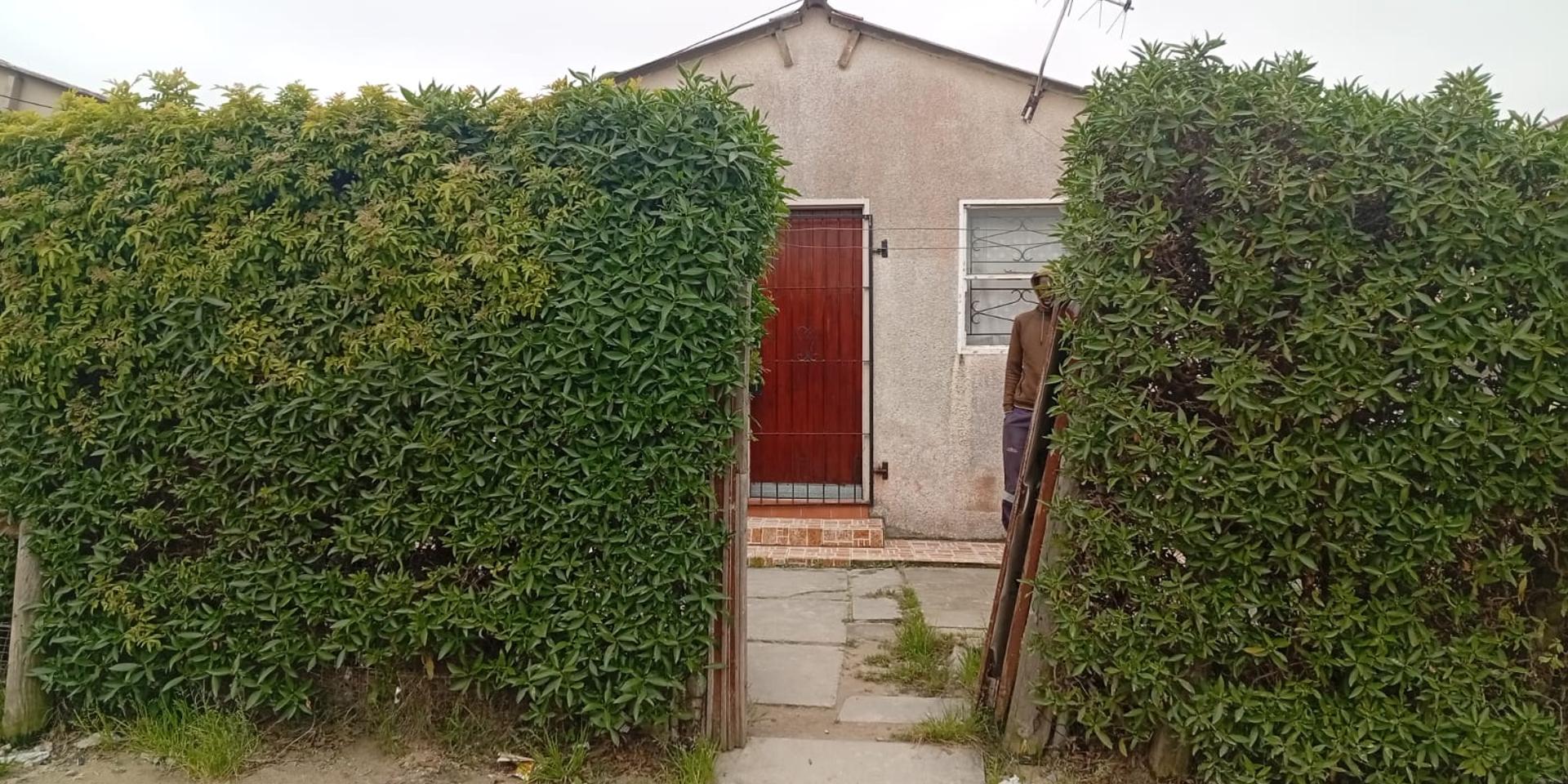 Image 1 of 6