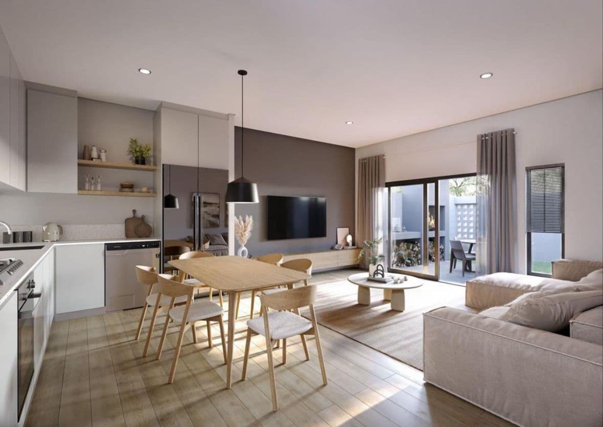 Image 4 of 6