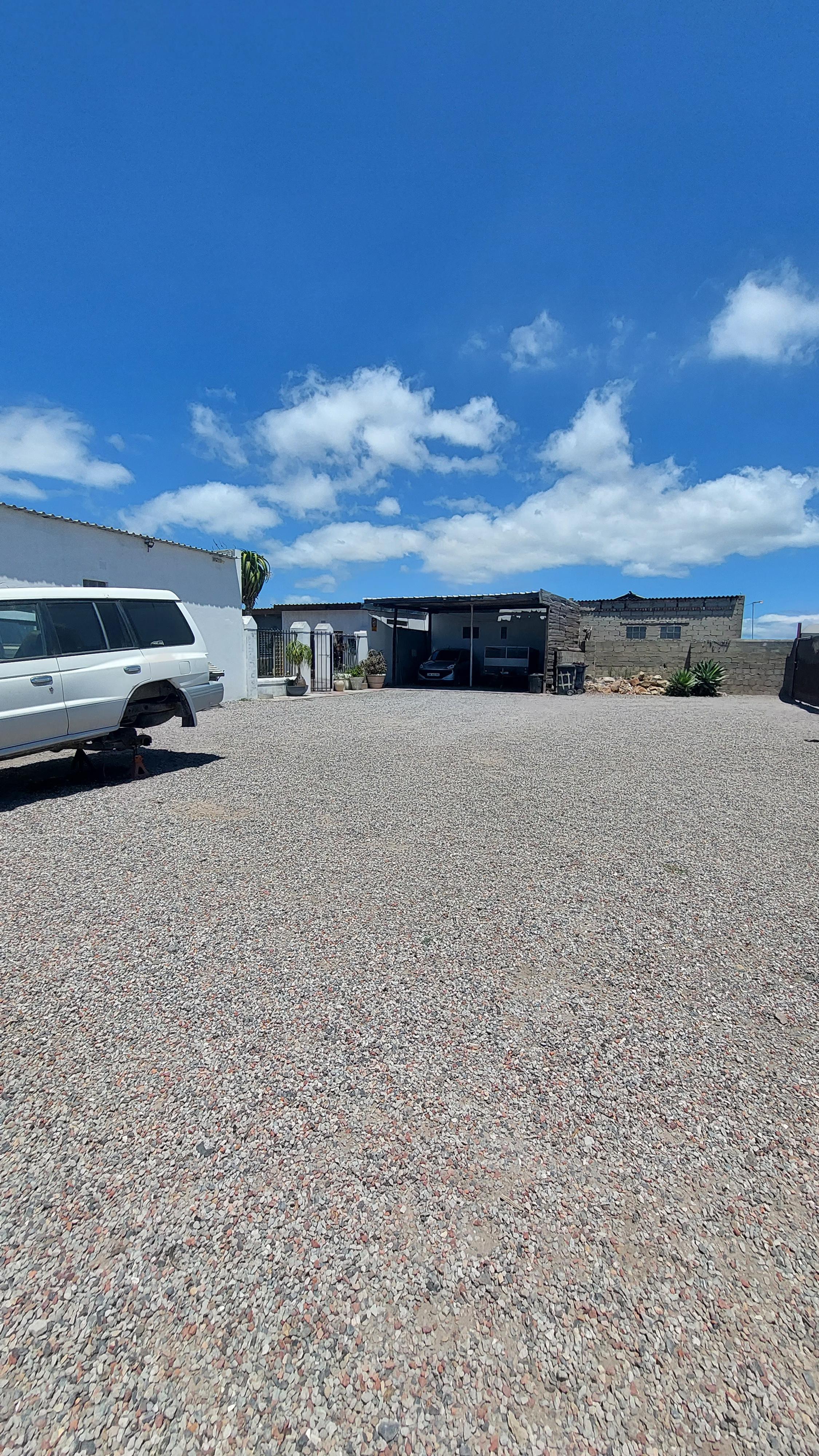 Image 3 of 6