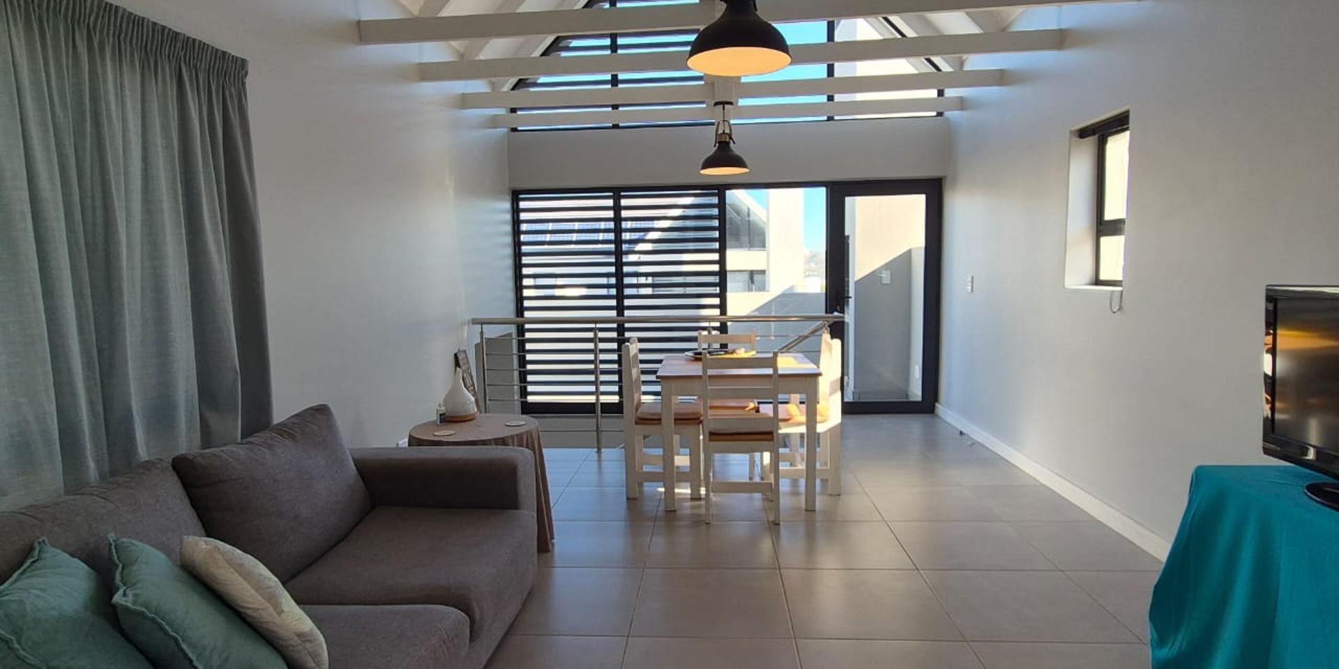 Image 5 of 6