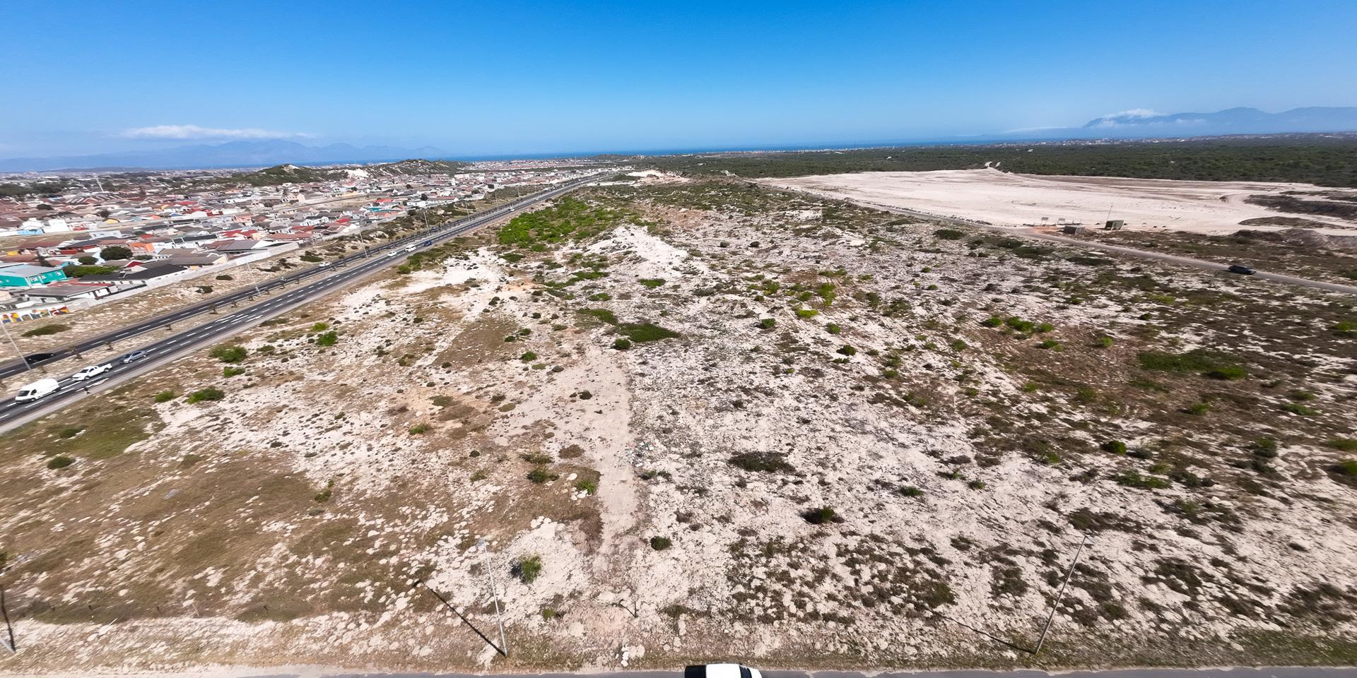 Image 3 of 6