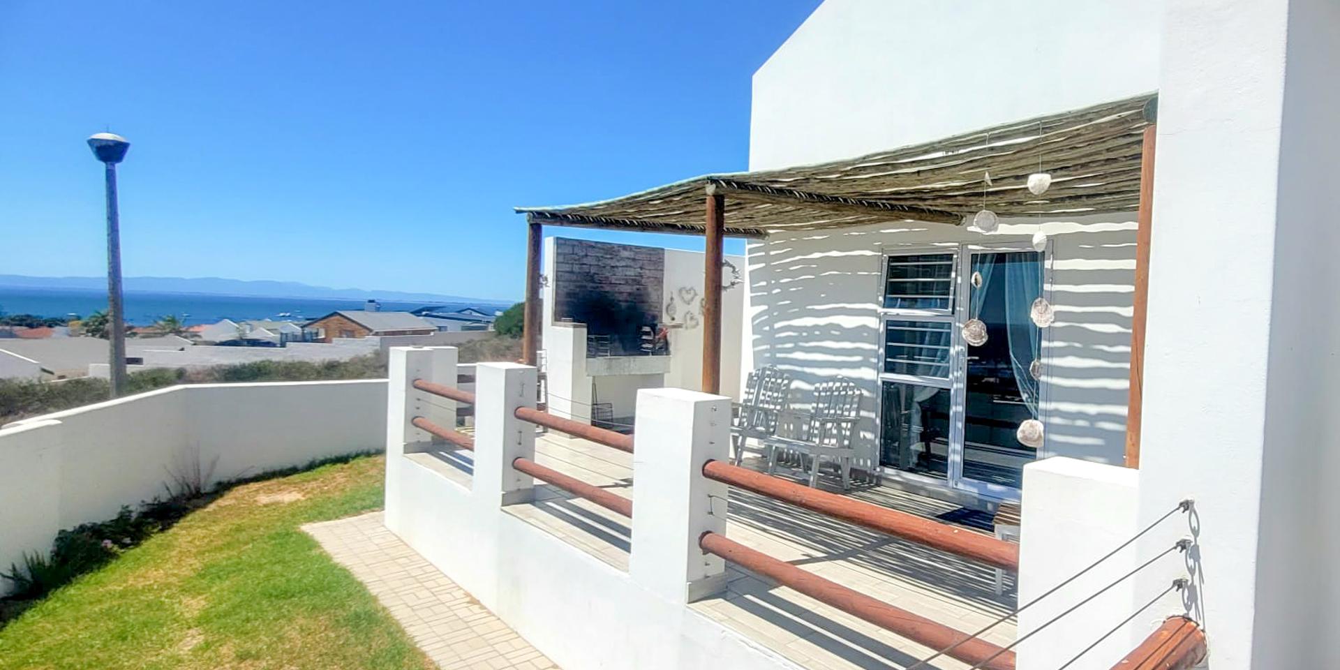 Image 2 of 6
