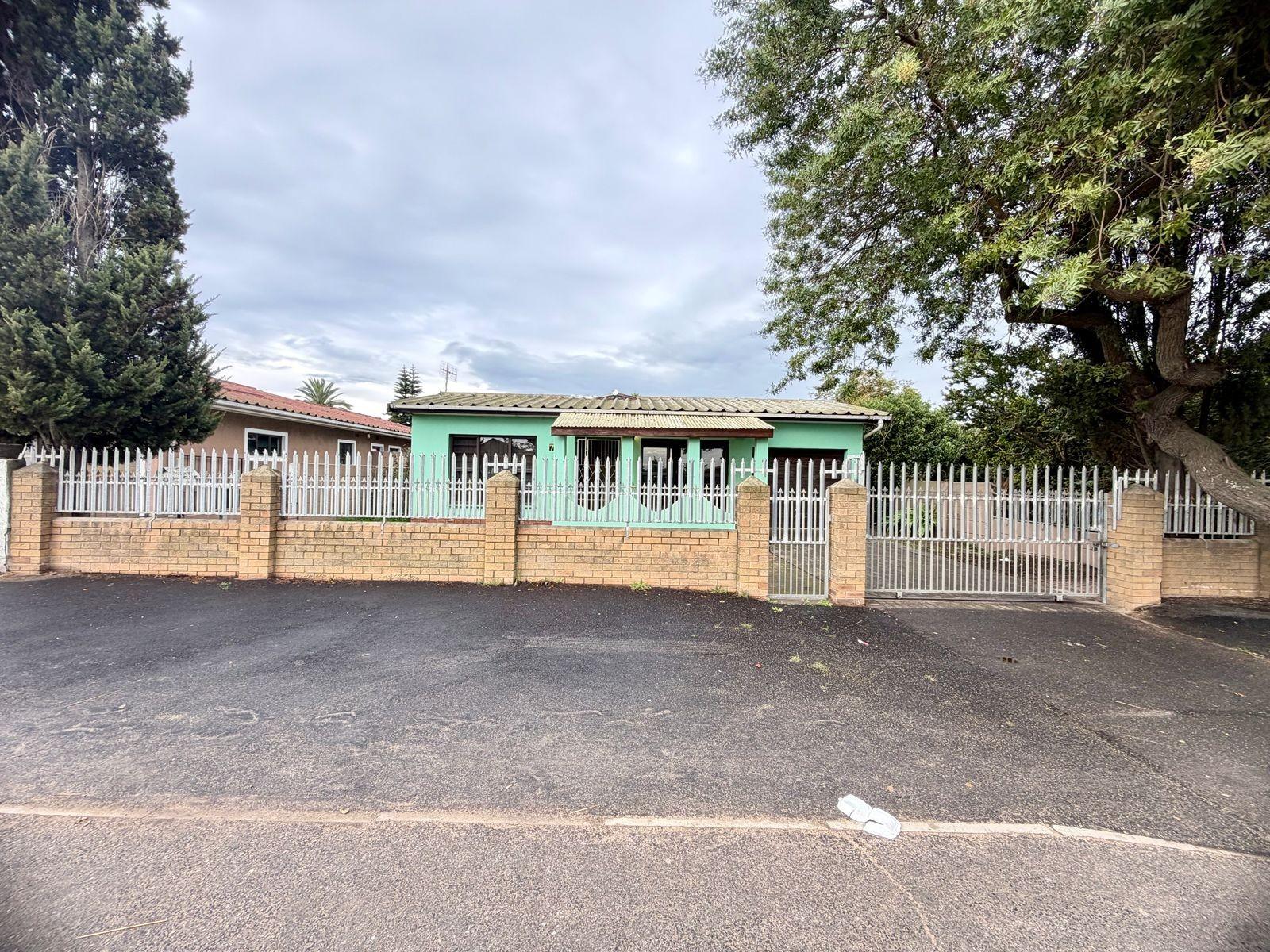 Image 12