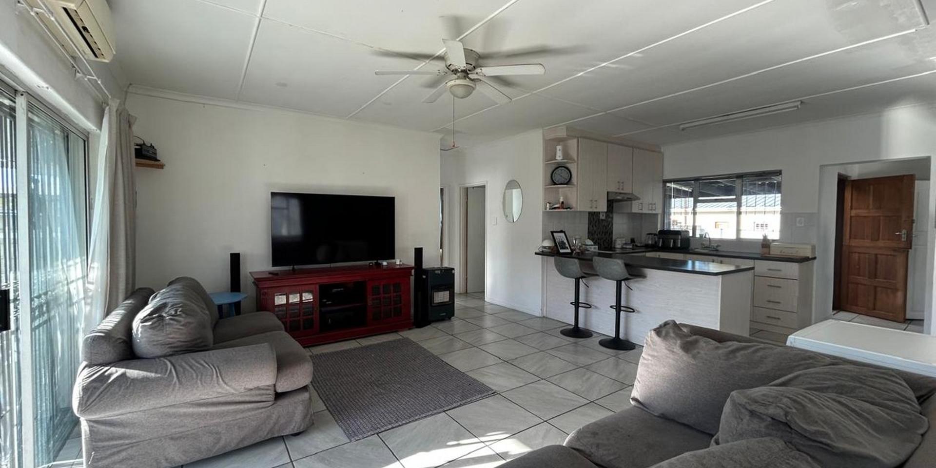 Image 5 of 6